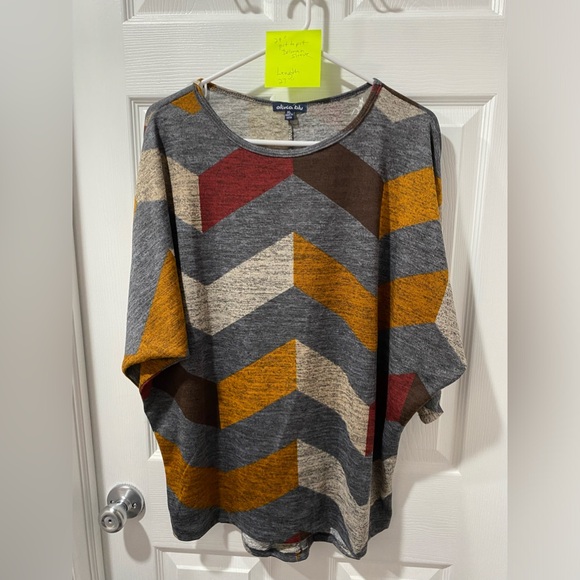 Olivia Blue women’s light sweater, size XL, NWT. - Picture 6 of 7